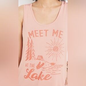 Maurices Meet Me At The Lake pink tank size large excellent used condition
